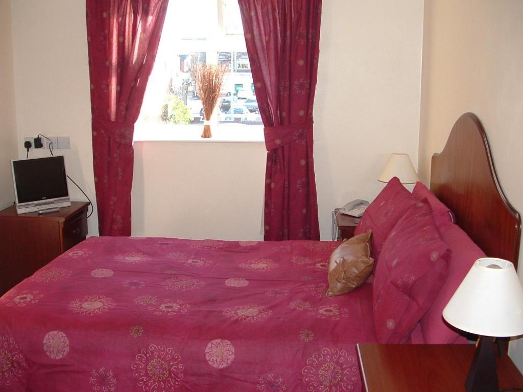 קרו The Waverley Hotel מראה חיצוני תמונה