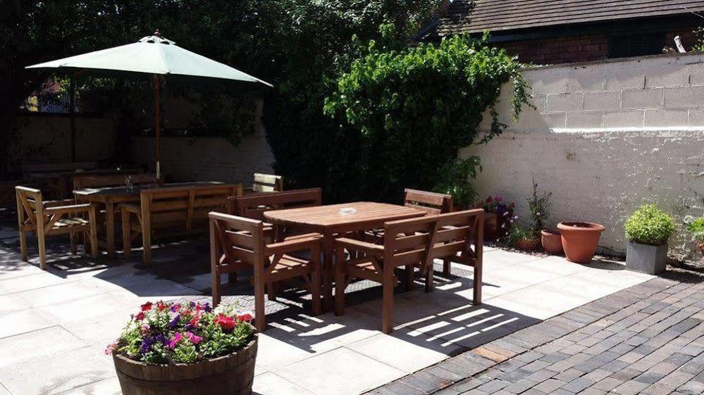 קרו The Waverley Hotel מראה חיצוני תמונה